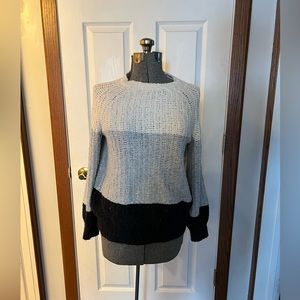Falls Creek size Medium Ombré Sweater